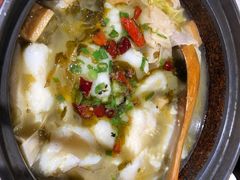 -周鱼小馆石锅酸菜鱼(活力汇店)