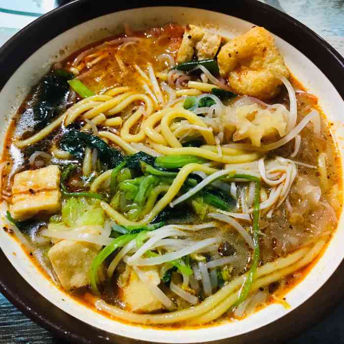东北大碗麻辣烫(津永公路店)-"好好食97口味偏重配菜很全可以加烧.