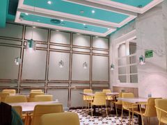 大堂-姚姚酸菜鱼·金戈戈香港豉油鸡(喜荟城联名店)