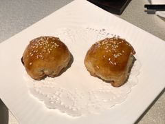 叉烧酥-皇朝会.经典传统粤菜(外滩店)