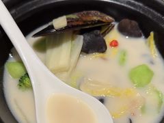 -港丽餐厅(正大店)
