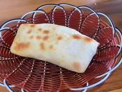 新疆烤包子-新疆伏拉沃餐厅(白龙南路店)