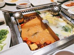 -海底捞火锅(新松江路生日主题店)