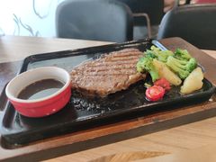 -必胜客(阿罗海店)