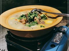 -龙巢盱眙龙虾·牛蛙·烧烤宵夜(八卦岭店)