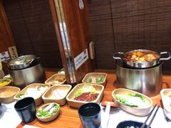 -独食火锅·半米屋台(直营总店)