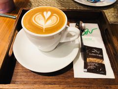 -Chom Cafe and Restaurant