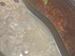 -鹿鸣山草本茶香火锅(园西路店)