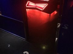 -百威KTV(恒福路店)
