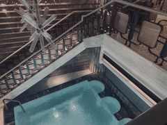 -浅深(世茂滨江精品店)