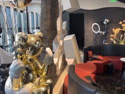 -TOP HAIR SALON