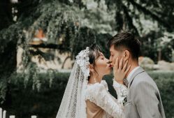 点击看大图 -挪娅婚纱摄影皇家会所
