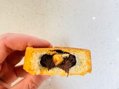 法式巧克力榛子月饼-味多美蛋糕(阜成门店)