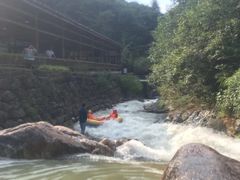 -龙潭峡谷漂流