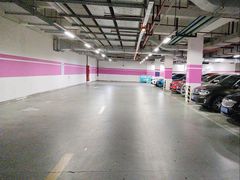 -经纬汇-停车场