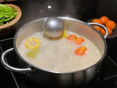 澳门鸡脚猪骨煲（小）-官也街澳门火锅(新源里店)