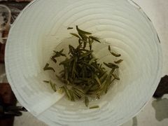 手冲茶暗香-茶是一枝花泡茶店