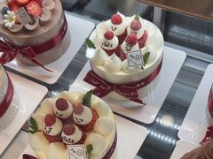 -花花卷卷·鲜食蛋糕(静安久光百货店)