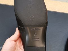 -爱革·洗衣改衣·洗鞋修鞋·洗包修包·奢侈品护理(宝地广场店)