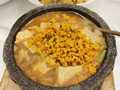 -品海楼·大连海胆锅贴馆(东港店)