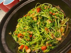 砂锅水芹菜-伙靠·江浙菜(田林路店)
