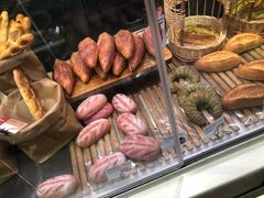 -巴黎贝甜(大宁国际商业广场店)