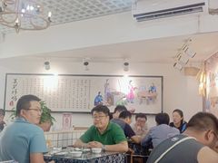 大堂-八两八金·莱芜特色炒鸡(市南漳浦路店)