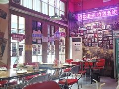 -蚝堡海鲜·威海菜·海肠捞饭·烧烤·亚洲吃蚝公司(幸福门店)