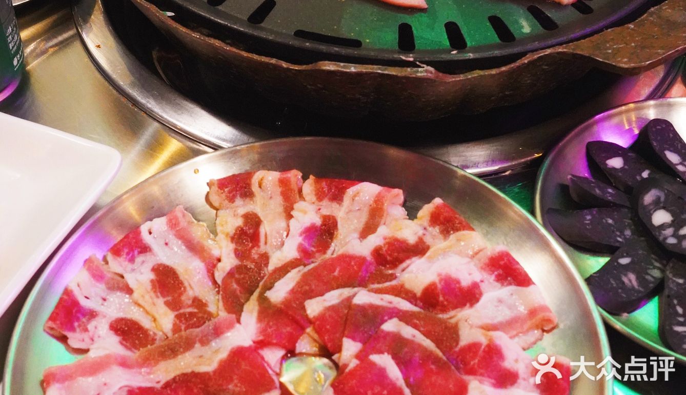杭州首家‼️韩综同款韩国弘大烤肉🥓芝士瀑布辣炒🐓口味封神