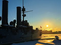 -阿芙乐尔号巡洋舰