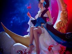 -九月鹰飞汉服摄影工作室