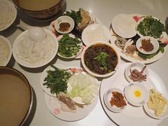 -桥香园云南过桥米线(金马碧鸡店)