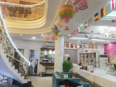 -蓝房子轰趴俱乐部(天鹅湖假日山庄别墅店)