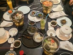 -半岛翡丽海鲜自助餐厅(观风亭店)
