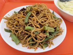 扁豆焖面-华天新川面馆(缸瓦市店)
