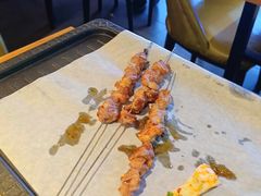 -喝丢一只鞋海鲜烧烤·海肠捞饭(东关街店)