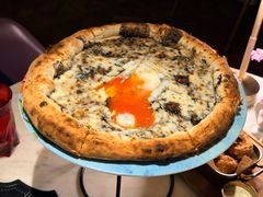 招牌黑松露蘑菇披萨-IL TEATRO 精品意大利餐厅