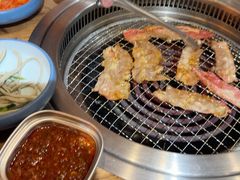 -明洞阿姨·韩式酱蟹烤肉·创意料理(三元桥店)