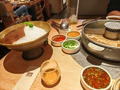 -巴奴毛肚火锅(七宝领展广场店)