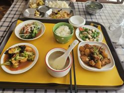 -月之旅·尊 高端月子会所(科馨别墅一店)