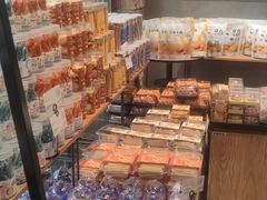 -皇冠幸福里动物奶油生日蛋糕(万达店)