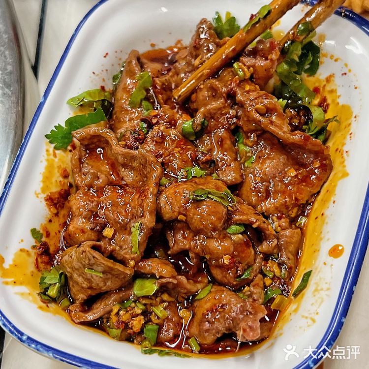 排排坐 来体验吃串串的快乐