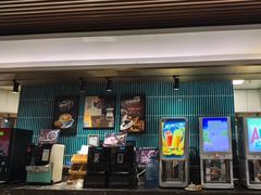 -金马门国际美食百汇(珞喻路店)