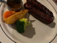 -食间牛排(重庆路万达店)