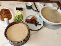 -梅利汴京烤鸭•开封豫菜地标店(东司门店)