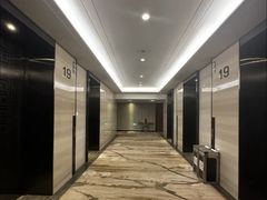 -天津梅江中心皇冠假日酒店