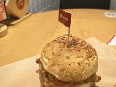 -必胜客(WOW昙华林店)