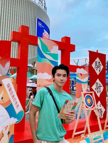 朋友讲算下来比天猫上还便宜点，下次逛商场还来这里