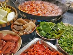 特色红汤-岗上渣渣老火锅(两路口店)