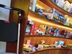 -废柴猫概念馆·桌游电玩卡牌(人广世茂店)